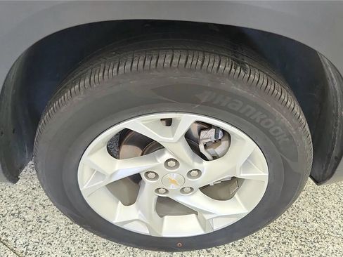 Used 2024 Chevrolet Trax LS w/ LS Convenience Package FWD image 13