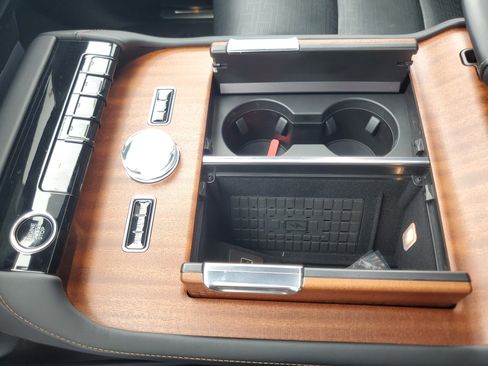 New 2026 Lincoln Navigator Black Label image 26