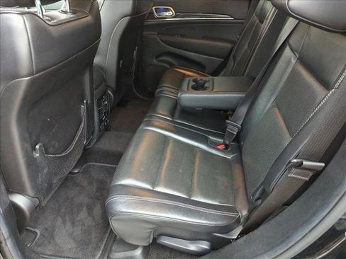 Used 2015 Jeep Grand Cherokee Overland RWD image 13