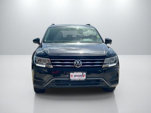 Used 2021 Volkswagen Tiguan SE R-Line FWD image 2
