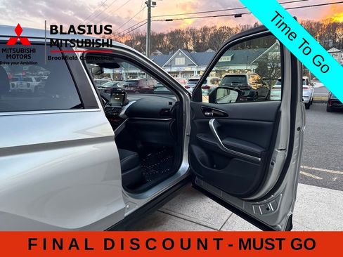 Used 2023 Mitsubishi Eclipse Cross SE AWD/4WD image 16