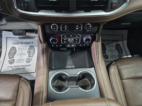 Used 2023 Chevrolet Tahoe High Country w/ Advanced Technology Package image 15