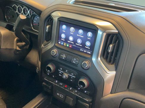 Used 2022 Chevrolet Silverado 1500 LT Trail Boss w/ Convenience Package II AWD/4WD image 33
