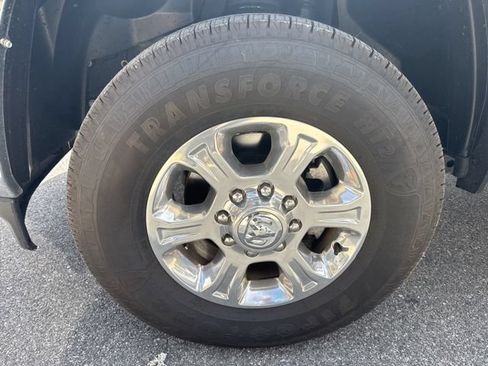 Used 2025 RAM 2500 Big Horn w/ Bed Convenience Group AWD/4WD image 9
