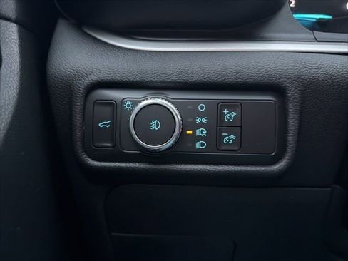 Certified 2021 Ford Explorer XLT w/ Equipment Group 202A image 29