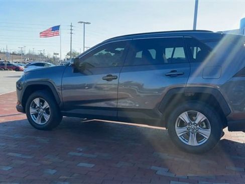 Used 2023 Toyota RAV4 XLE image 8