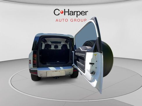 Used 2023 Land Rover Defender 110 S AWD/4WD image 17