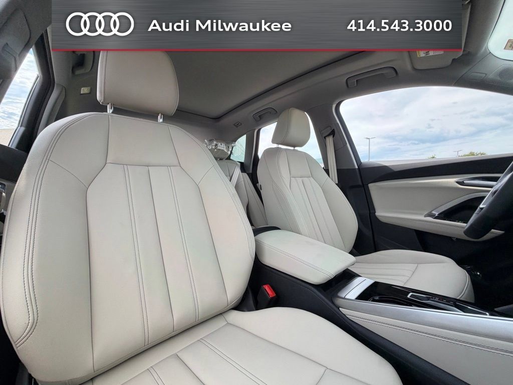 New 2026 Audi Q5 Premium Plus AWD/4WD image 18