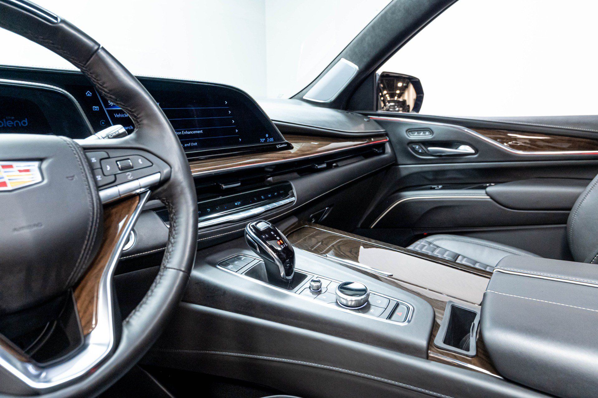 Used 2024 Cadillac Escalade Sport Platinum AWD/4WD image 12