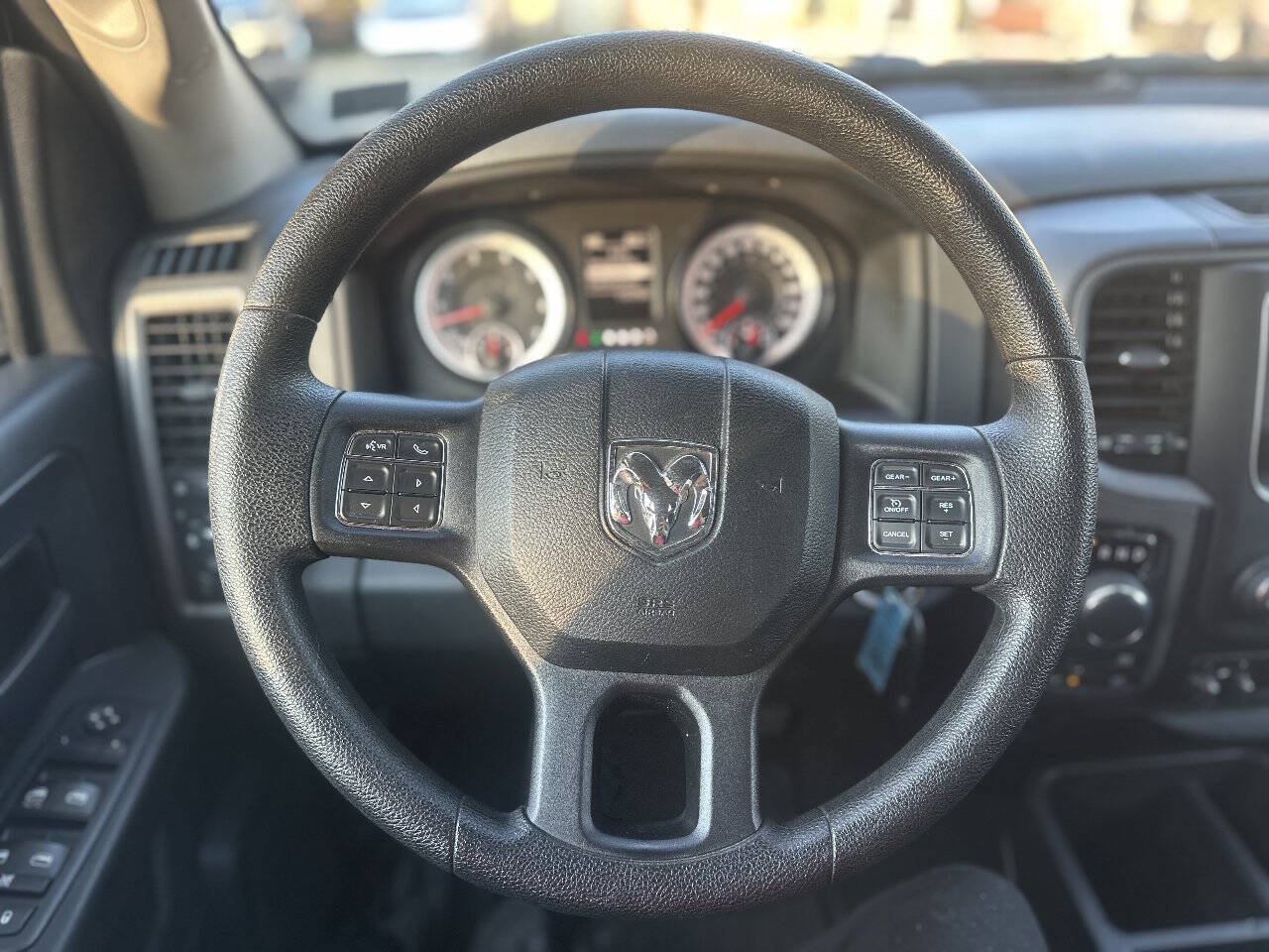 Used 2015 RAM 1500 Express w/ Black Ram 1500 Express Group AWD/4WD image 20