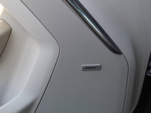 Used 2023 GMC Yukon XL Denali AWD/4WD image 40
