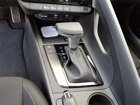 New 2026 Hyundai Elantra Sport FWD image 19
