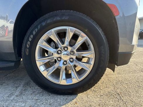 Used 2021 Chevrolet Tahoe Premier w/ Premium Package image 7