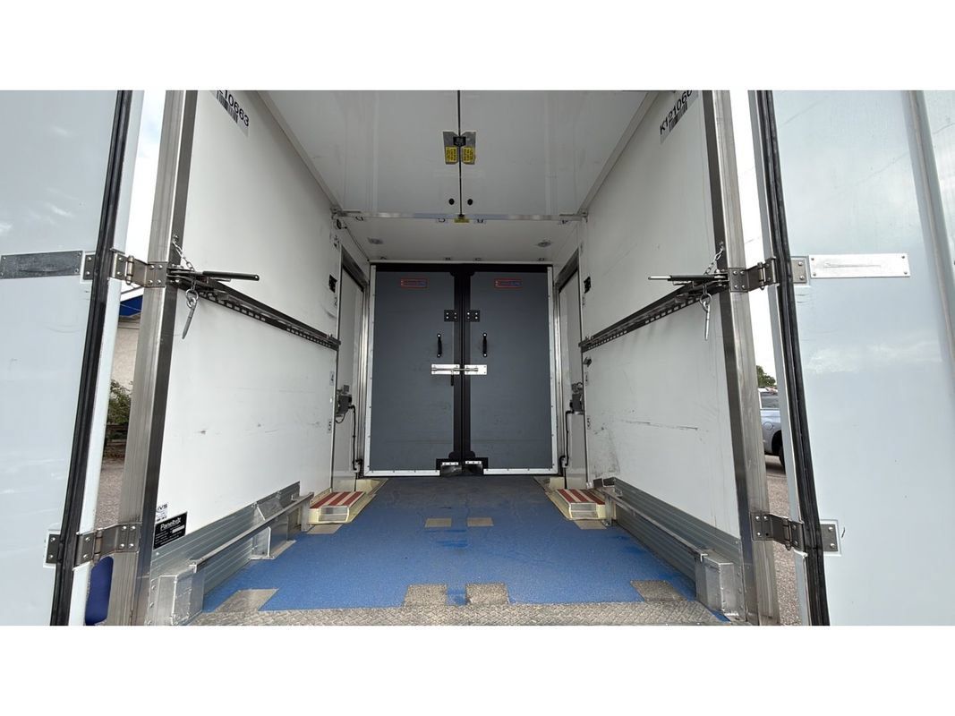 Used 2024 Ford E-350 and Econoline 350 Super Duty w/ Power Windows & Locks Group RWD image 15