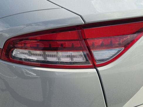 Used 2022 Kia Stinger GT-Line w/ Sun & Sound Package image 12