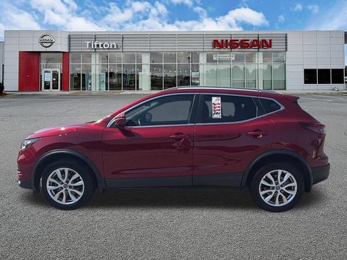 Used 2022 Nissan Rogue Sport SV FWD image 4