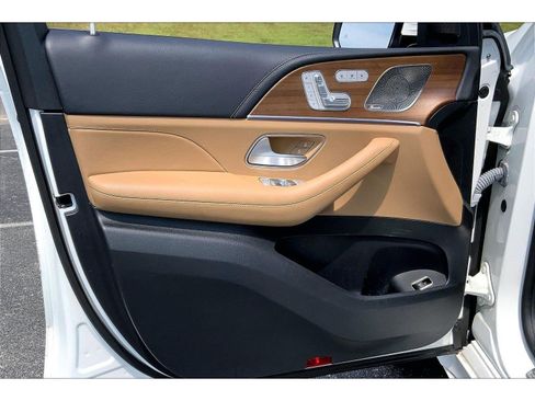 Used 2024 Mercedes-Benz GLE 350 4MATIC image 22