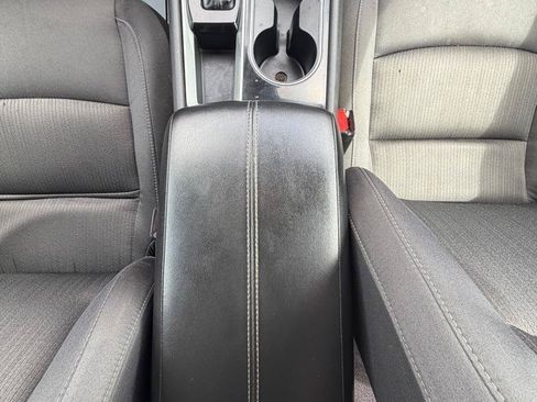Used 2024 Nissan Altima 2.5 SV FWD image 22