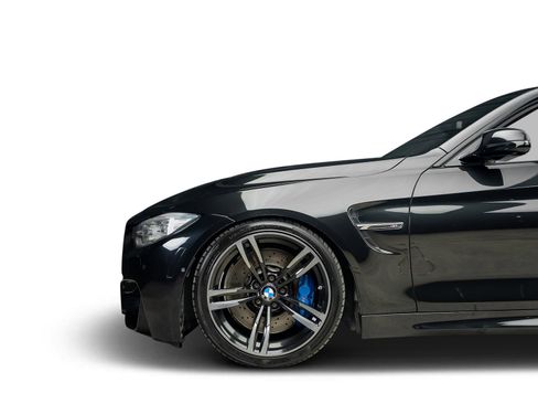 Used 2015 BMW M4 Coupe image 26