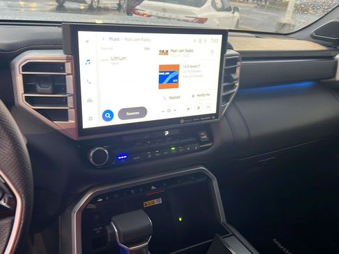 Used 2023 Toyota Tundra Platinum image 24