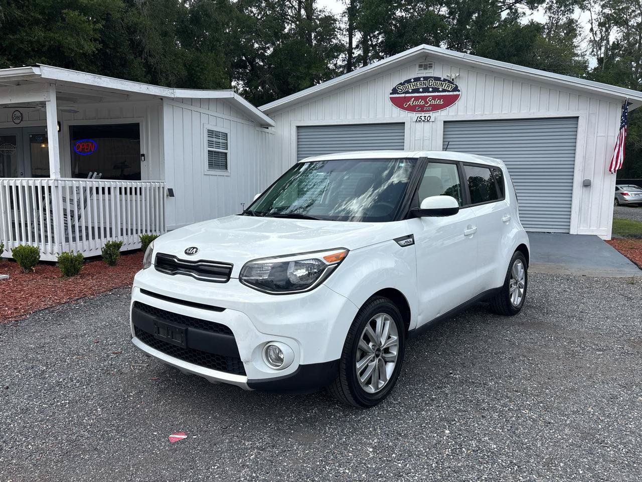 Used 2018 Kia Soul + FWD image 1