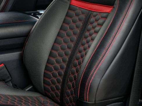 Used 2022 Ford F150 Lariat w/ Equipment Group 502A High image 42