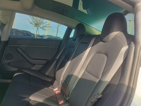 Used 2023 Tesla Model 3 Performance image 17