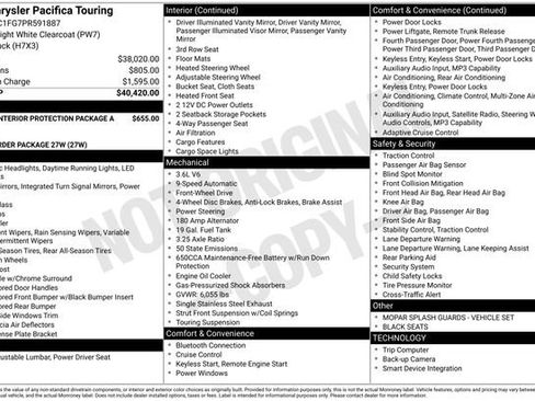 Certified 2023 Chrysler Pacifica Touring image 3