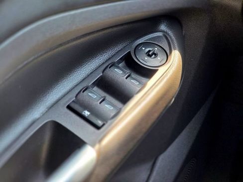 Used 2013 Ford Escape SE AWD/4WD image 22
