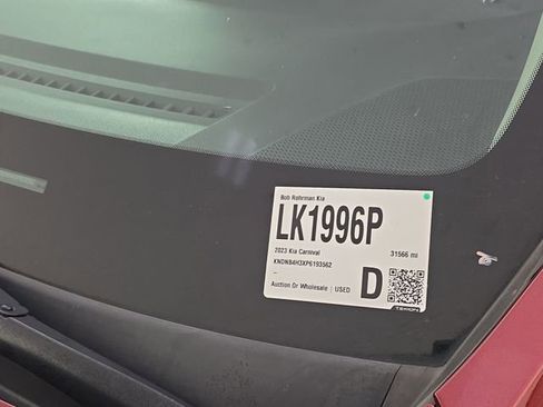 Used 2023 Kia Carnival LX FWD image 49