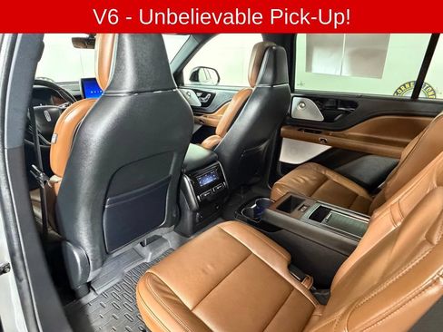 Used 2023 Lincoln Aviator Reserve w/ Equipment Group 201A AWD/4WD image 15