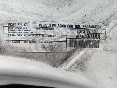 Used 2018 Jeep Grand Cherokee Altitude AWD/4WD image 14