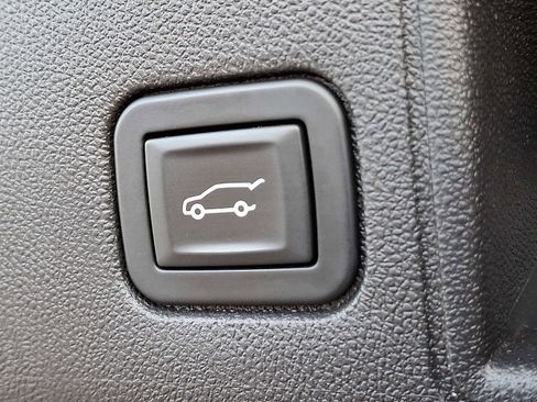 Used 2019 GMC Terrain SLT w/ Preferred Package image 30