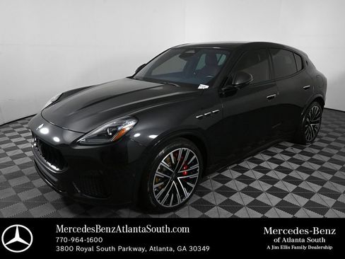 Used 2023 Maserati Grecale Modena AWD/4WD image 1