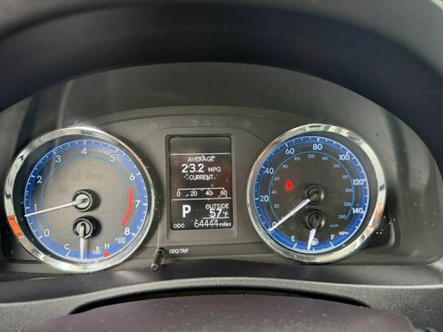 Used 2019 Toyota Corolla LE FWD image 16