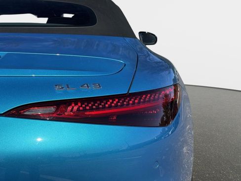 Used 2023 Mercedes-Benz SL 43 AMG image 19