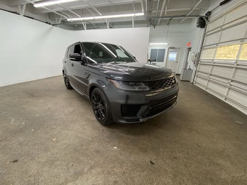 Used 2022 Land Rover Range Rover Sport HST image 8