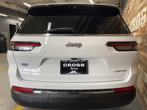 New 2025 Jeep Grand Cherokee L Limited w/ Luxury Tech Group II image 58
