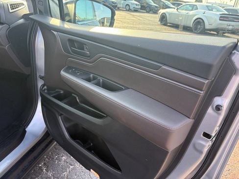 Used 2020 Honda Odyssey EX-L image 11