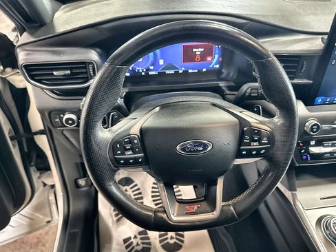 Used 2020 Ford Explorer ST w/ ST Street Pack AWD/4WD image 17