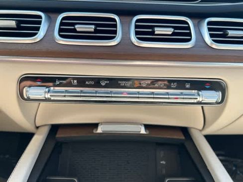 Certified 2025 Mercedes-Benz GLE 450e 4MATIC image 30