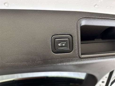 Used 2022 GMC Terrain AT4 w/ Tech Package image 26