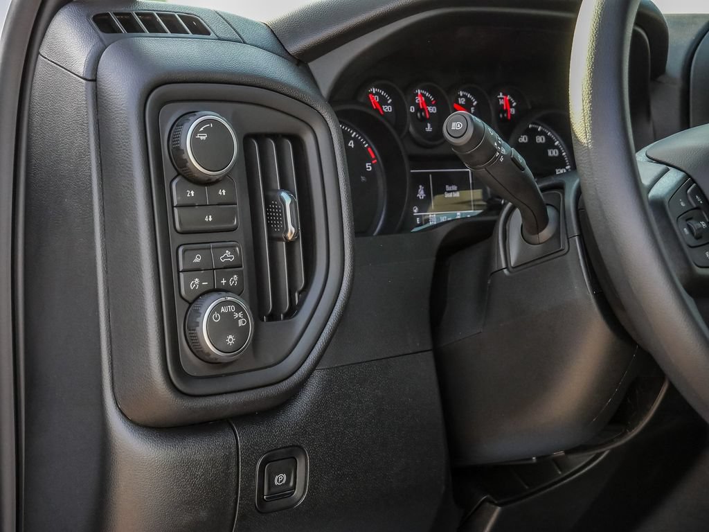 New 2026 Chevrolet Silverado 2500 Custom w/ Custom Value Package AWD/4WD image 34