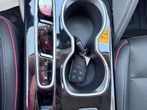 Used 2022 Buick Envision Essence w/ Technology Package II FWD image 20