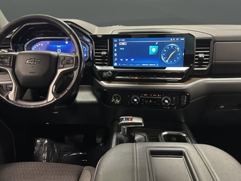 Used 2022 Chevrolet Silverado 1500 RST AWD/4WD image 11