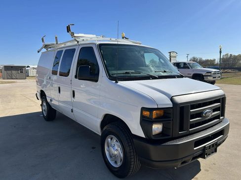 Used 2011 Ford E-250 and Econoline 250 w/ PWR Group image 4
