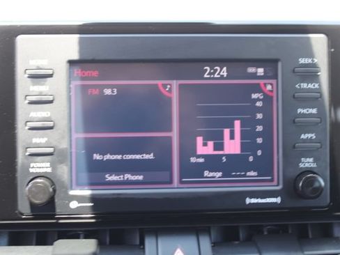 Used 2022 Toyota RAV4 XLE FWD image 25