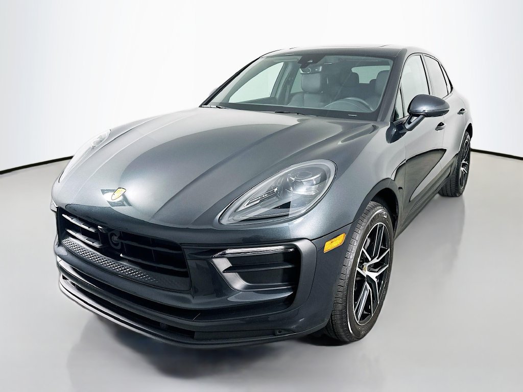 Certified 2025 Porsche Macan AWD/4WD 360° Tour