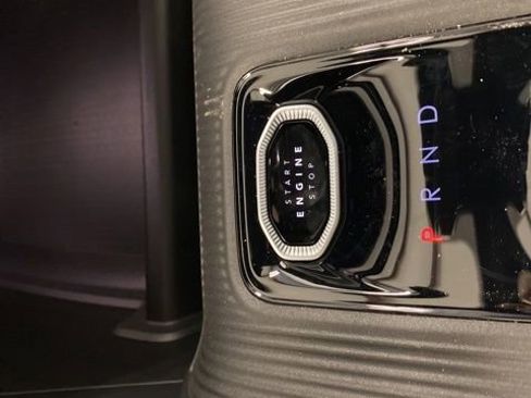 New 2026 Jeep Cherokee Overland image 17