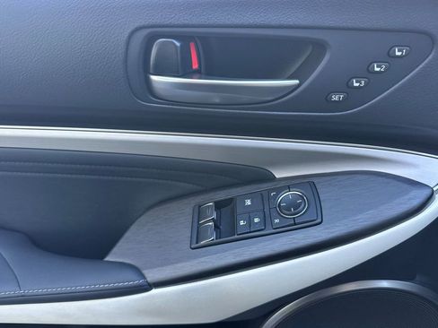 Used 2023 Lexus RC 350 F Sport image 11